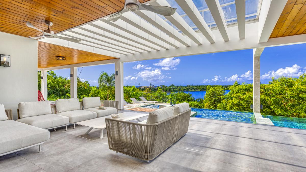 14 Location villa Terres Basses Saint Martin_terrasse